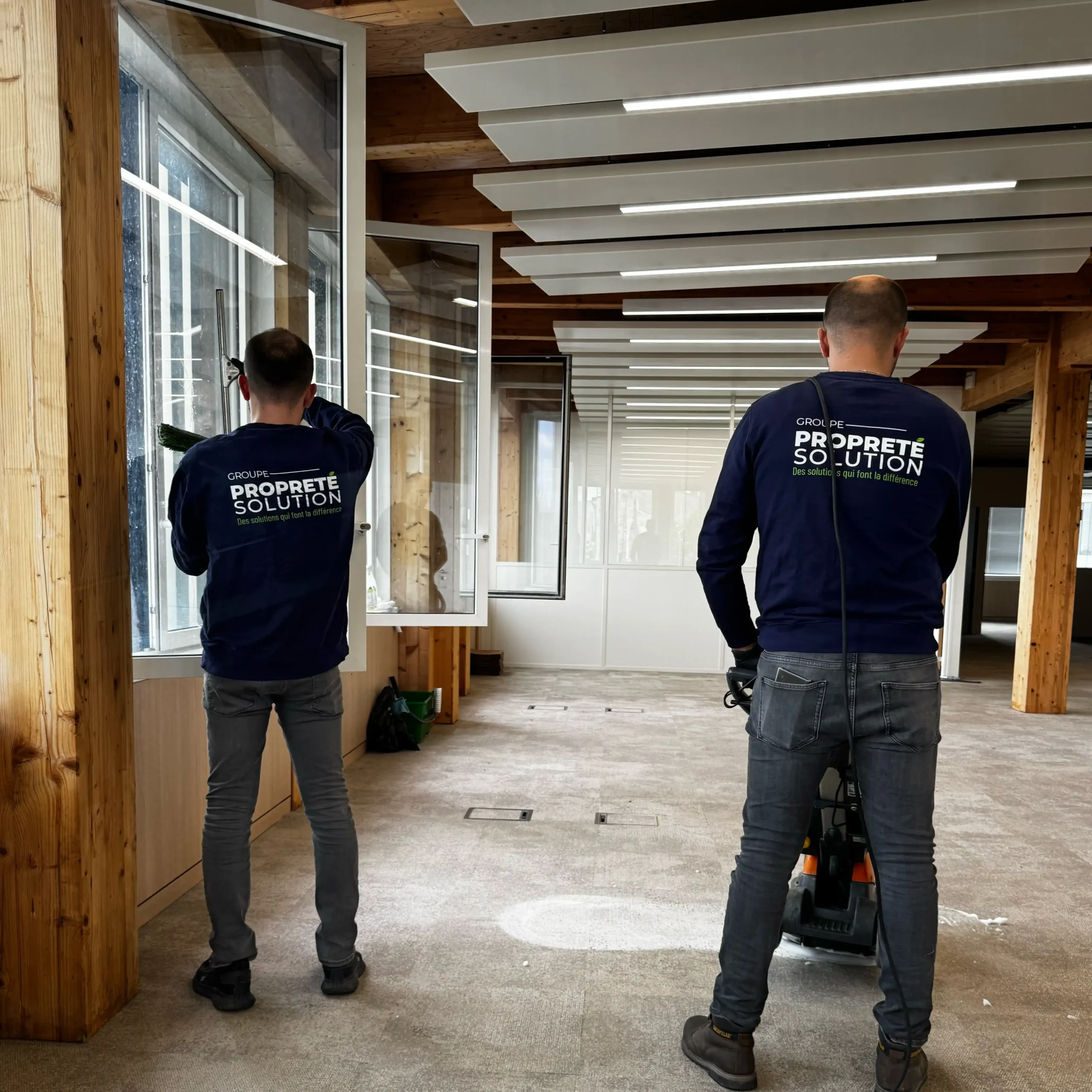 Entreprise de nettoyage à Gradignan — bureaux du parc d'activités de Bersol