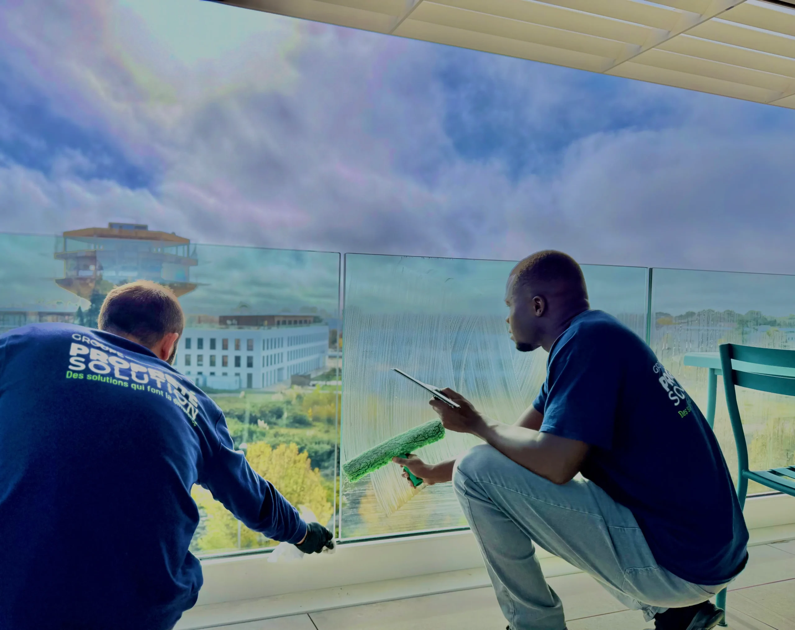 Entreprise de nettoyage à Bègles — vitrine de commerce rive d'Arcins